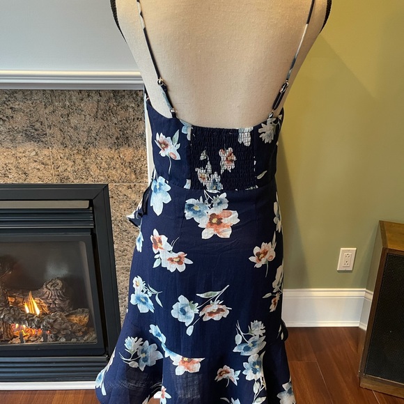 Beautiful Promesa dress, worn once, Small - Picture 4 of 12